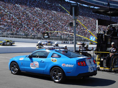 Safety car på NASCAR i Bristol