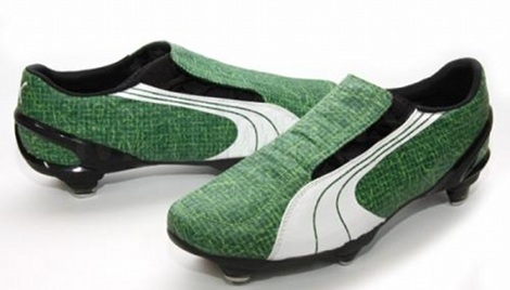 football-boots-puma-v106-unseen-green.jpg