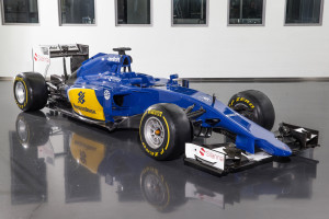 20150130_Sauber_C34-Ferrari_Front_Side