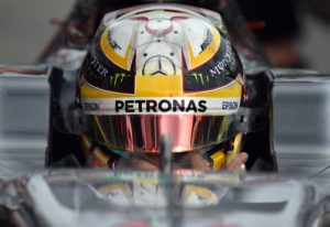 Mercedes' British driver Lewis Hamilton leaves the pit during the second practice session of the Formula One Australian Grand Prix in Melbourne on March 24, 2017. / AFP PHOTO / SAEED KHAN / IMAGE RESTRICTED TO EDITORIAL USE - STRICTLY NO COMMERCIAL USE