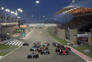 Mercedes driver Valtteri Bottas of Finland, foreground left, leads at the start of the Bahrain Formula One Grand Prix, at the Formula One Bahrain International Circuit in Sakhir, Bahrain, Sunday, April 16, 2017. (AP Photo/Hassan Ammar)
