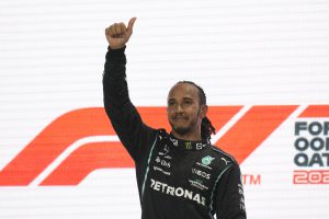 Lewis Hamilton gör comeback 