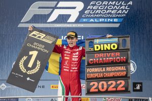 Dino Beganovic tävlar i Formel 3 2023 