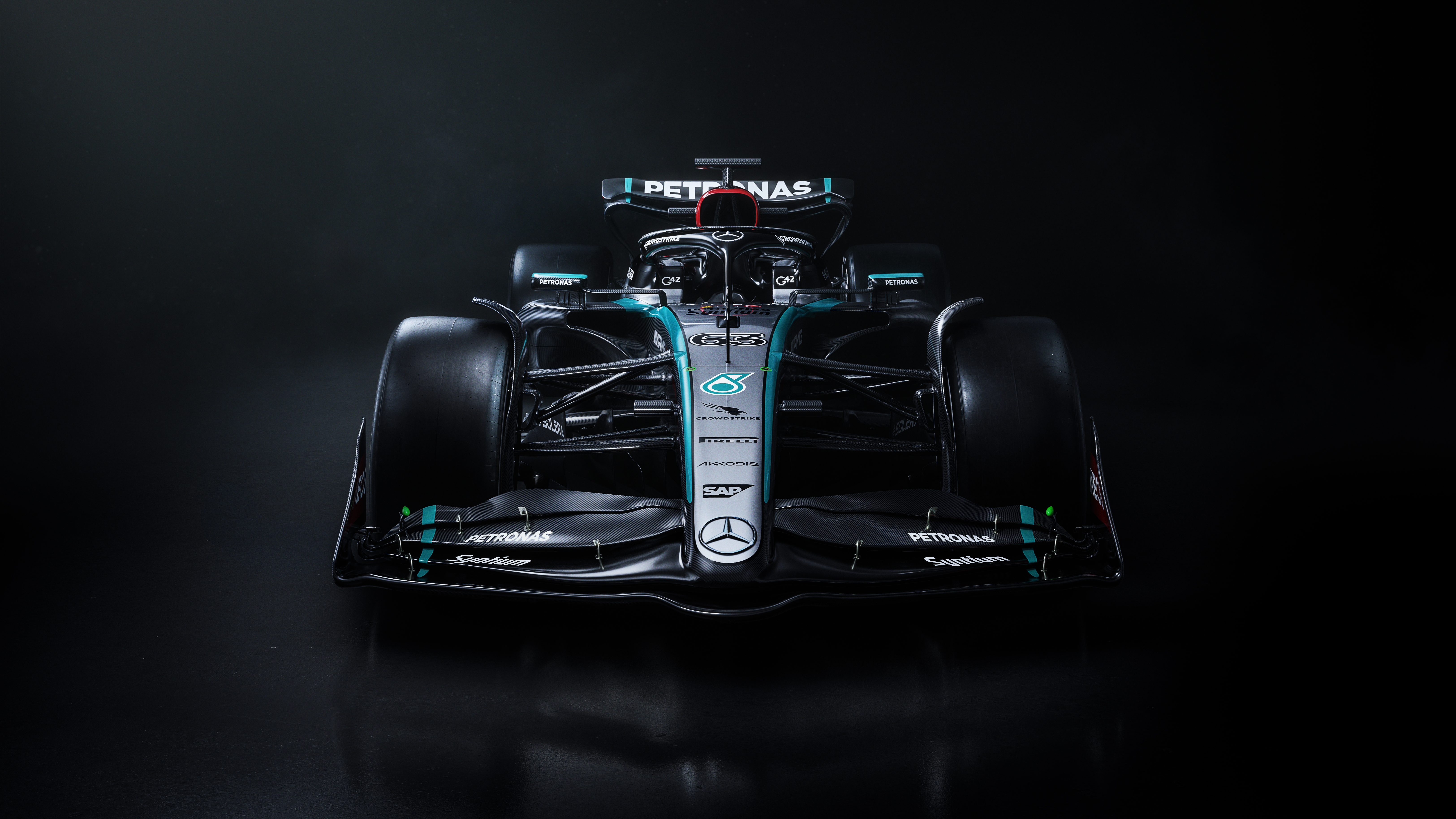 W15 Mercedes till F1 2024
