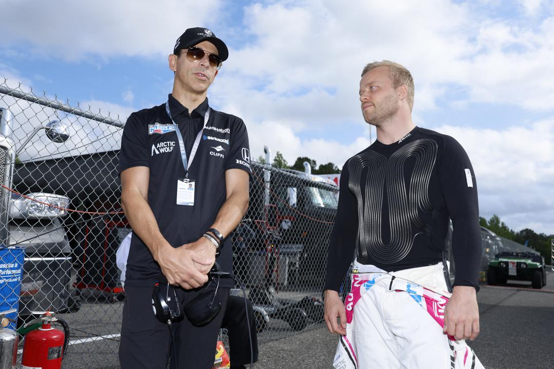 Helio Castroneves och Felix Rosenqvist inför Indy 500