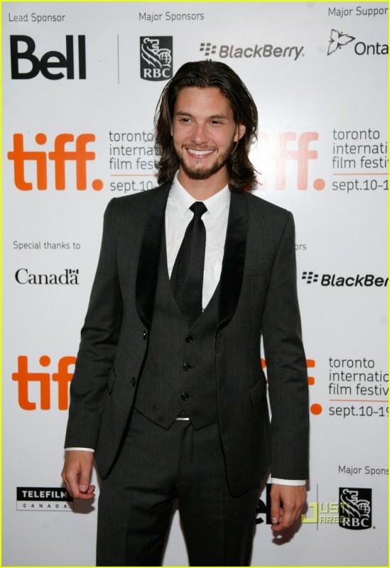 ben-barnes-kelly-blatz-toronto-film-festival-13.jpg