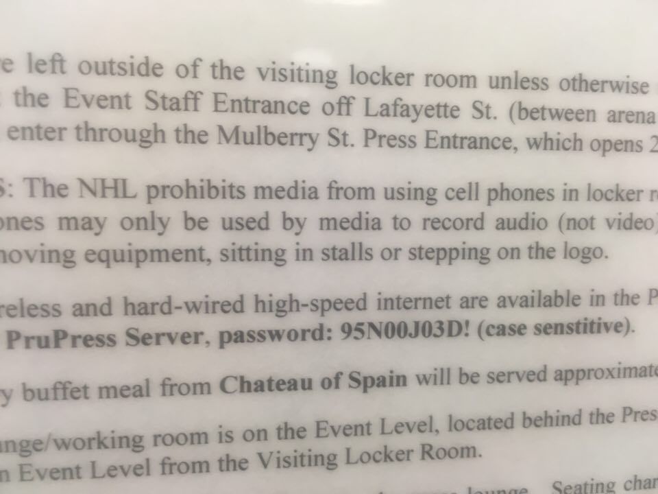 Man KAN tycka att de kunde komma på enklare koder till wifi-uppkopplingen här och där.