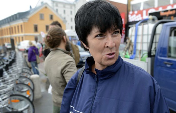 Mona Sahlin från tidigare i dag under en demonstration. Foto: Björn Lindahl.