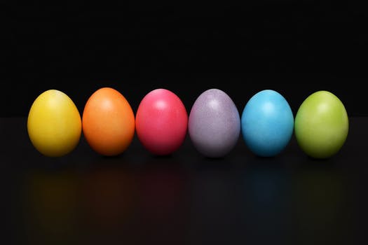 Ett normalstort ägg innehåller nästan 7 gram protein vilket motsvarar ungefär en tiondel av vad en vuxen person behöver varje dag.