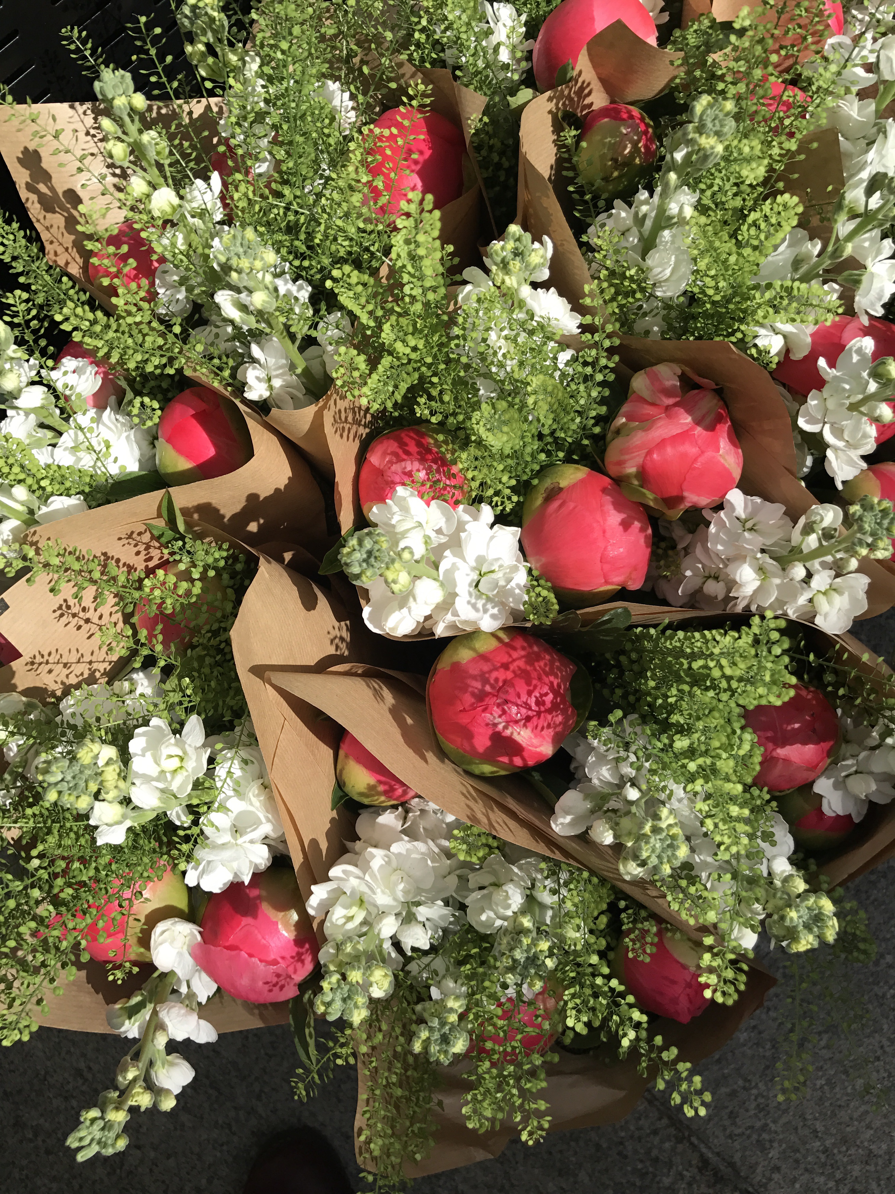 Alla gick hem med en fin vårbukett från Blomrum