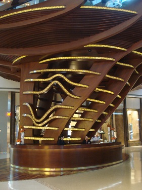 BILD HOTEL LOBBY.jpg