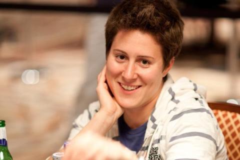 VANESSA SELBST.jpg