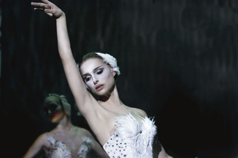 blackswan-natalie_125588981.jpg