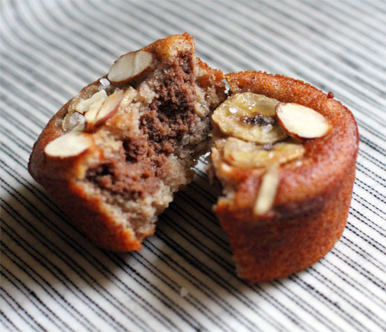 almond-banana-muffin-half.jpg