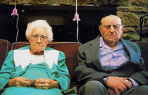 old-people-in-love